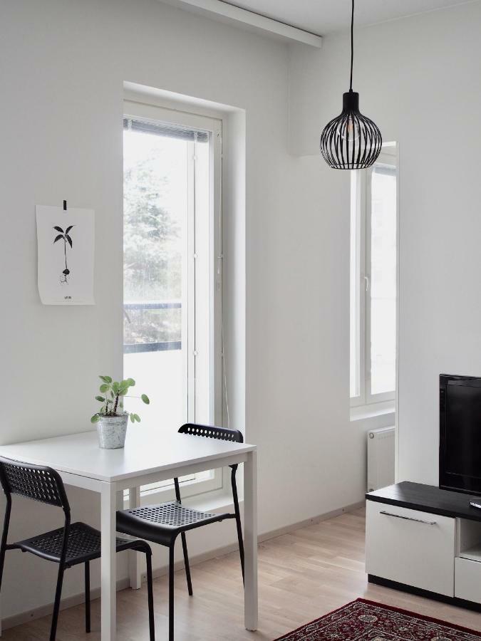 2Ndhomes Tampere "Lapintie" Apartment - Serene Apt Near Downtown At A Quiet Neighbourhood Exterior foto